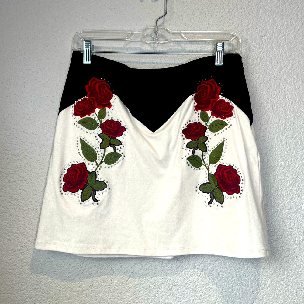 Idyllwind Rhinestone Rose Western Mini Skirt, S - Picture 5 of 10